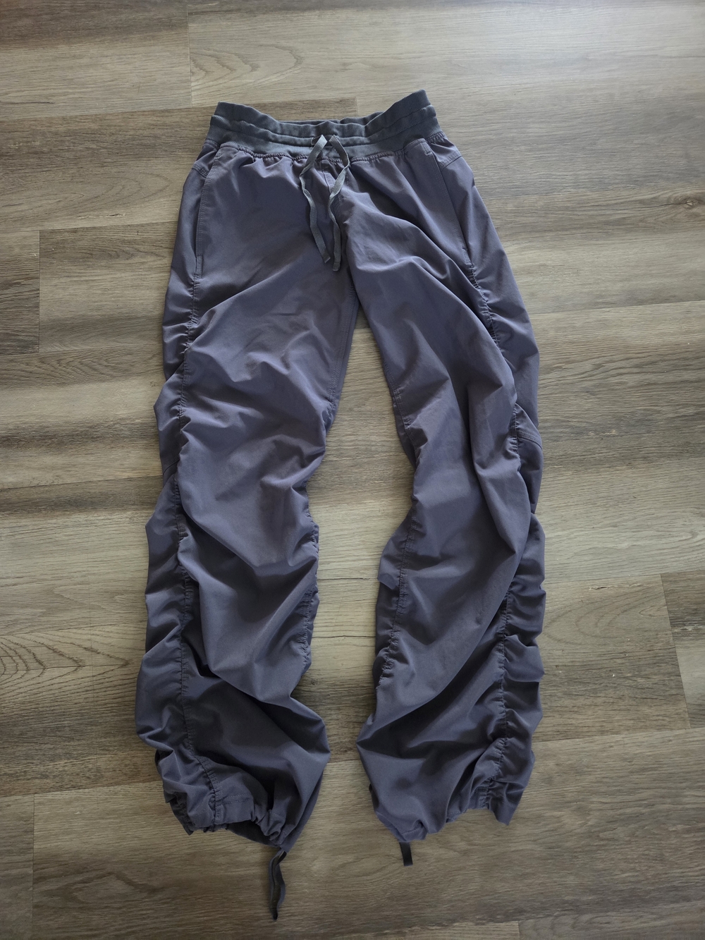Under Armour Storm Pants Women Small Gray Dance Studio Ruched Pull-On Pockets